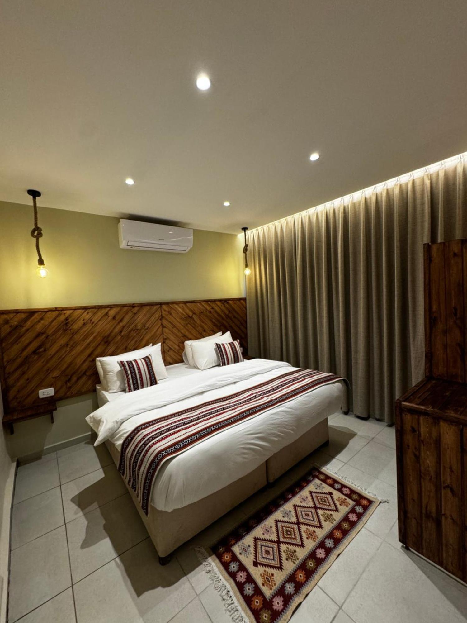 Jawad Hotel By Sandra Amman Bagian luar foto