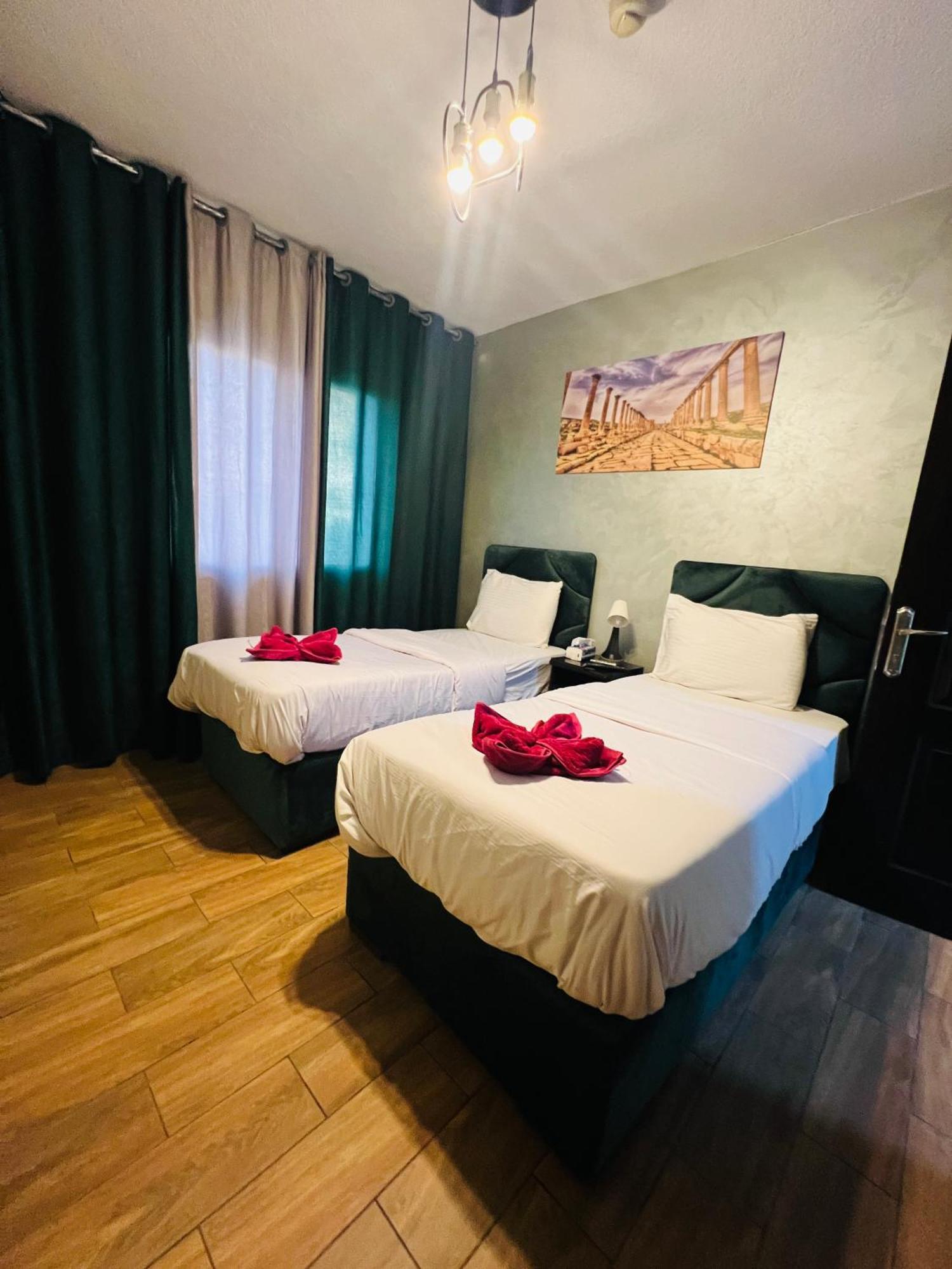 Jawad Hotel By Sandra Amman Bagian luar foto